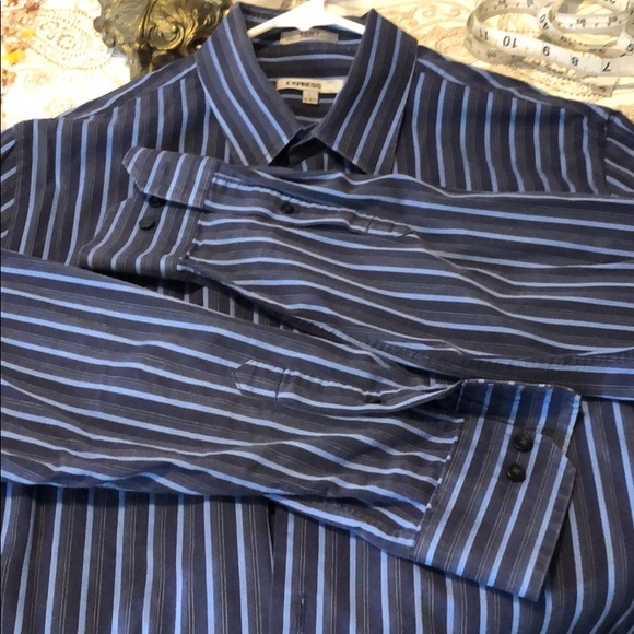 Used men’s shirt size L by express - Picture 3 of 9